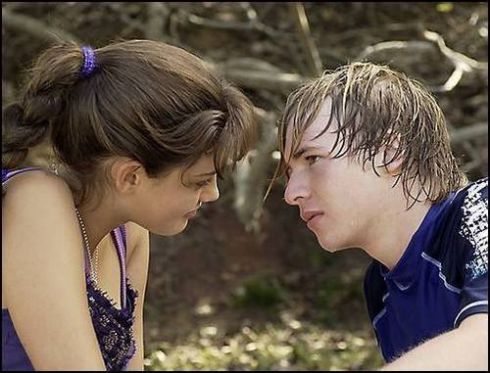 Cleo a Lewis