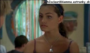 cleo s modrou celenkou.jpg